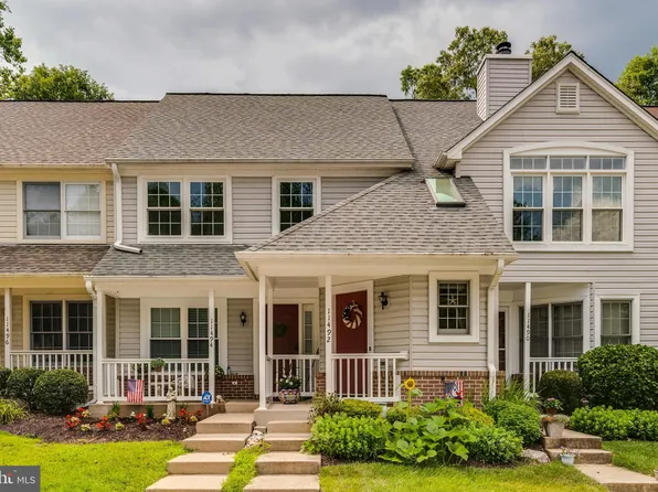 11492 Corinthia Ct, Woodbridge, VA 22192
