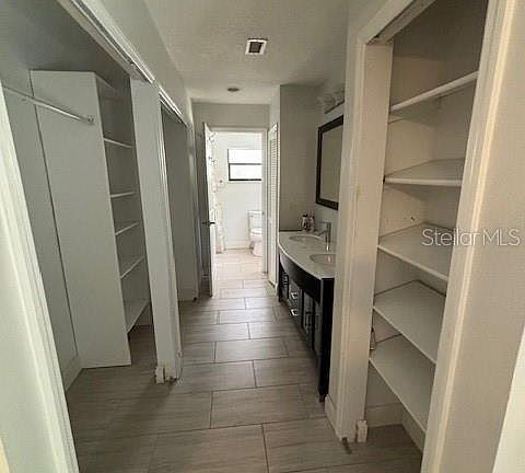 4th image of 10473 Buck Rd