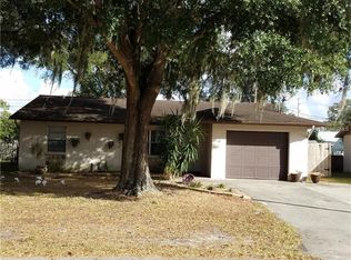 4652 Larch Dr, Zephyrhills, FL 33542