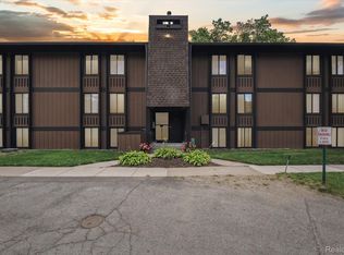 1734 Grove Rd #B-103, Ypsilanti, MI 48198