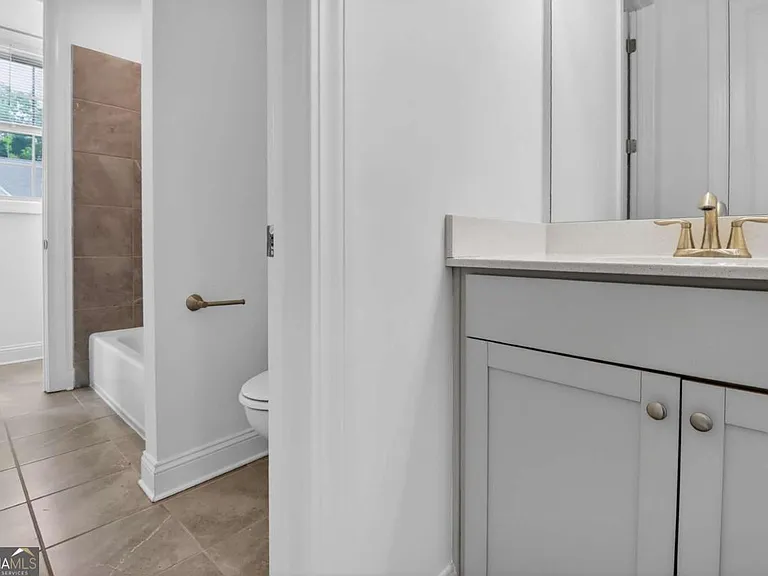 408 Cottonwood Cir — Photo 26