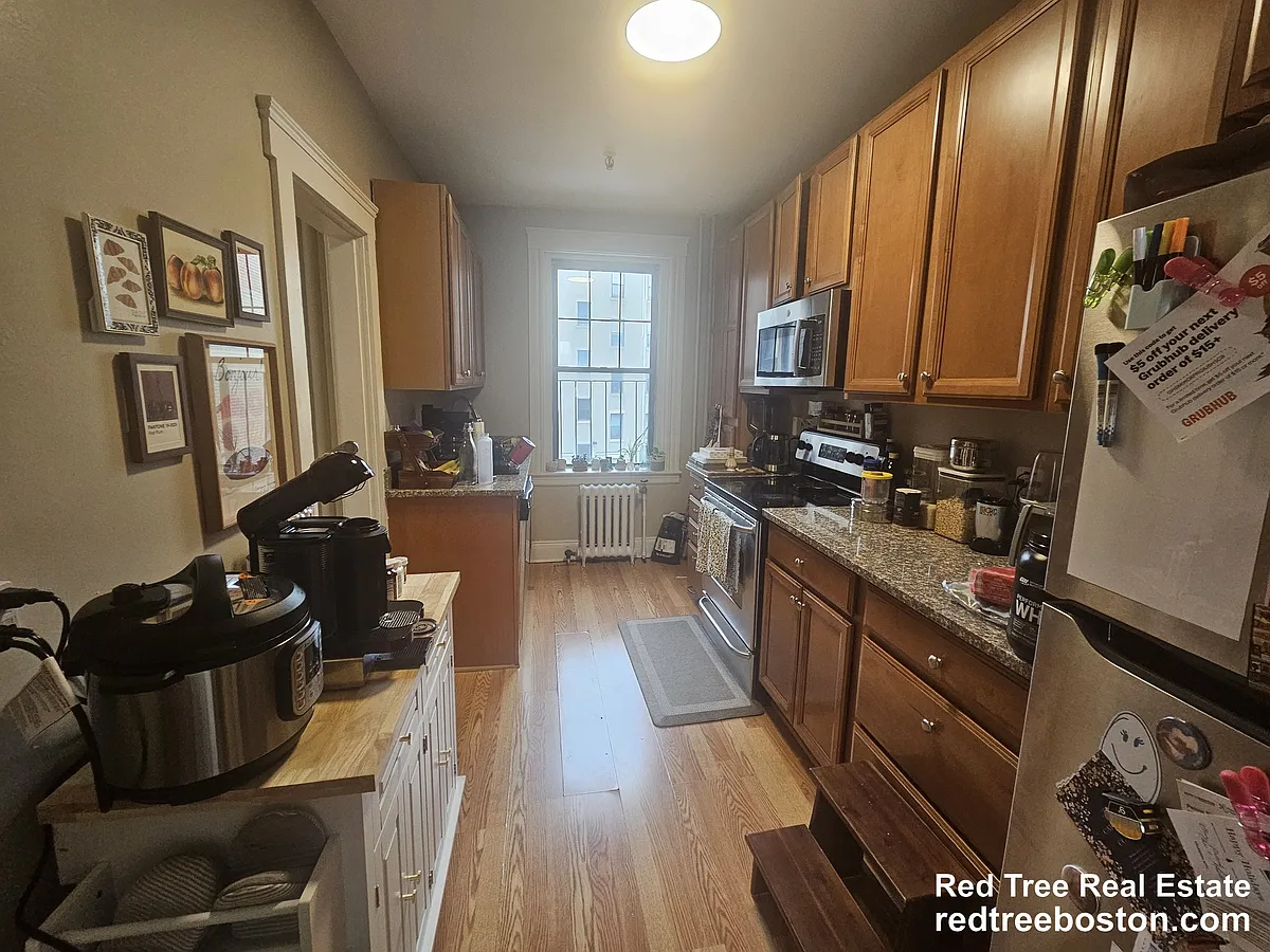 Building Photo - 370 Chestnut Hill Ave #35C