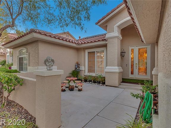 3rd image of 9656 Phoenician Ave