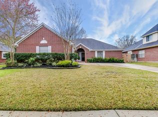 4607 Cobb Circle Dr, Sugar Land, TX 77479