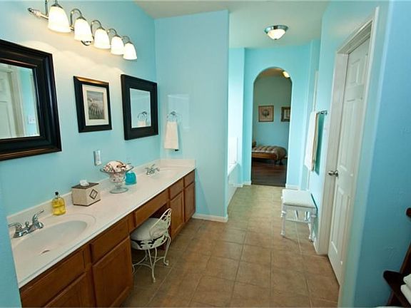 3rd image of 1760 Cypress Meadows Dr