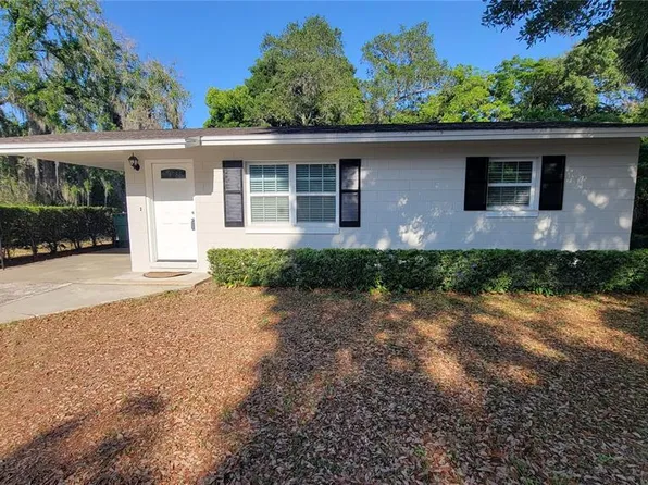403 Sunny Ct, Fruitland Park, FL 34731