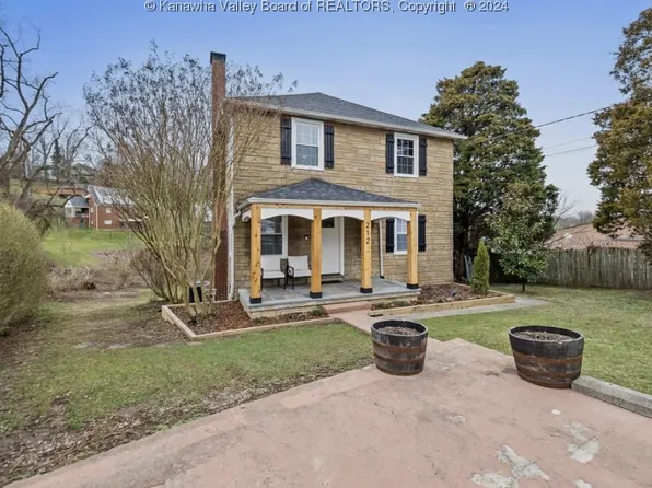 212 Oakwood Rd, Charleston, WV 25314