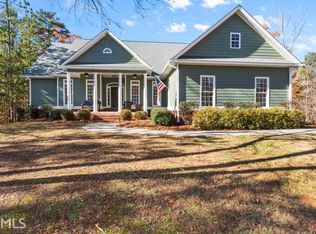 542 Crowe Springs Rd, White, GA 30184