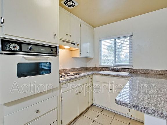 5th image of 1101 W Hamilton Ave APT 2