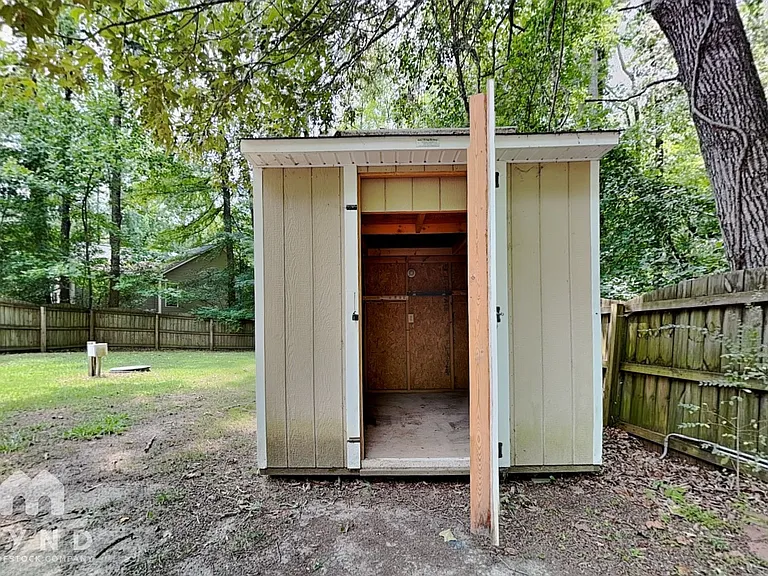 50 Sapphire Ct — Photo 22