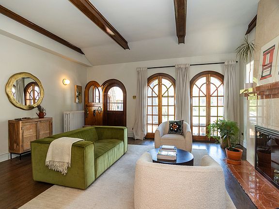 5th image of 1729 W Beverly Glen Pkwy