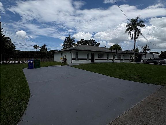 2nd image of 1705 SW 100th Ave #1-2