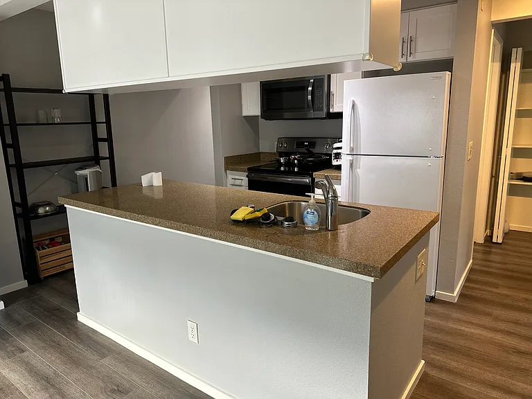 769 Hayes St #505 — Photo 18