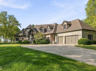 992 W Stones Crossing Rd, Greenwood, IN 46143