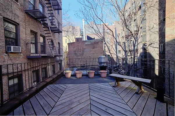 Rented by Town Residential | media 15