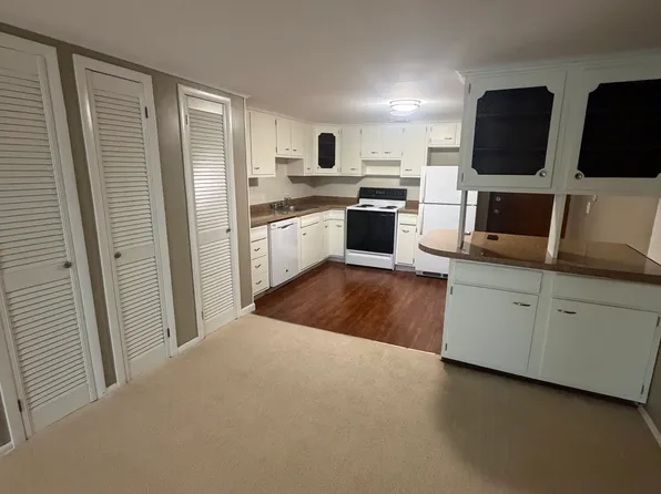 1405 E And West Rd APT 3, Buffalo, NY 14224