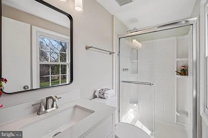 12200 Fleming Ln — Photo 18