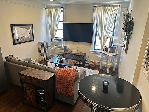 202-10 43rd Ave #4A Photo 1 202-10 43rd Ave #4A Photo 1