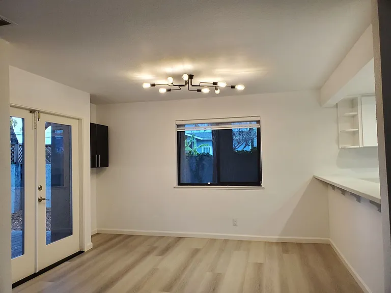1001 Villa Maria Ct — Photo 5