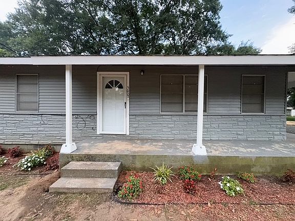2nd image of 500 W Marshall St