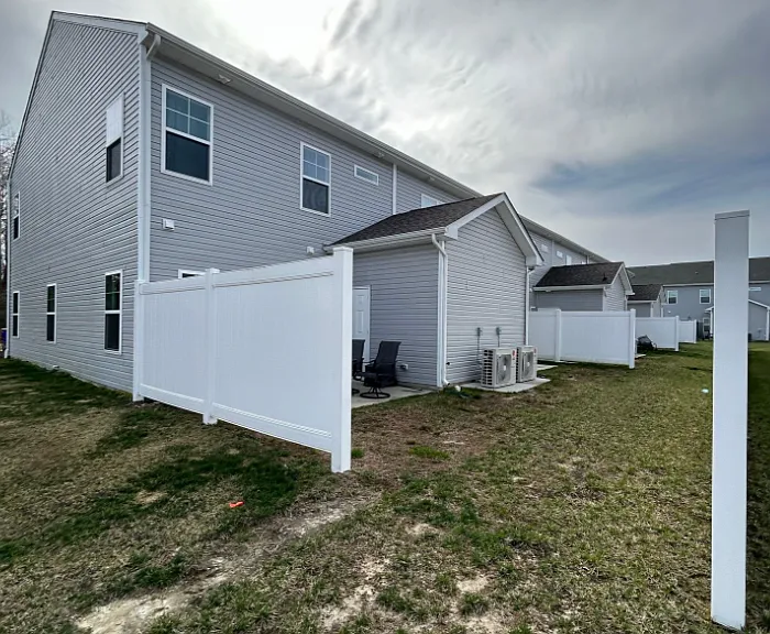 724 Sylvia St — Photo 3