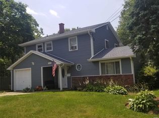 266 Peterson St, Brentwood, NY 11717