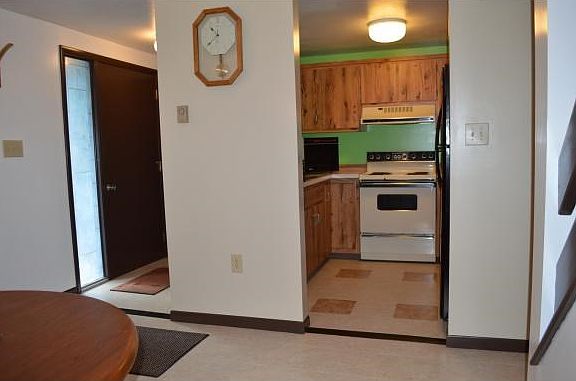 Fully applianced Kitchen