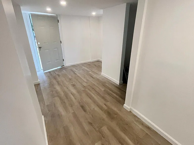 337 Lucerne Ave #1 — Photo 3