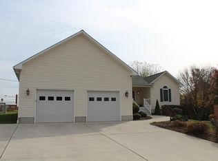 1075 E Spiller St, Wytheville, VA 24382
