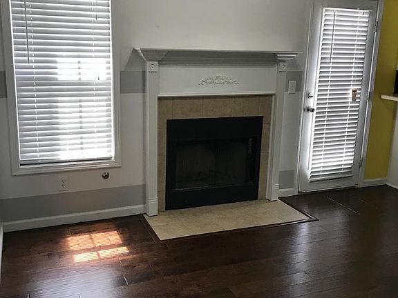 4th image of 127 H Grier Dr