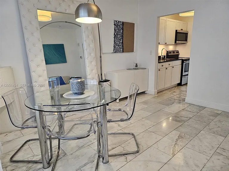 918 Jefferson Ave #8 — Photo 9