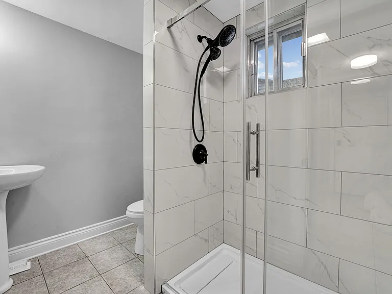 265 Carruthers Ave #202 — Photo 10