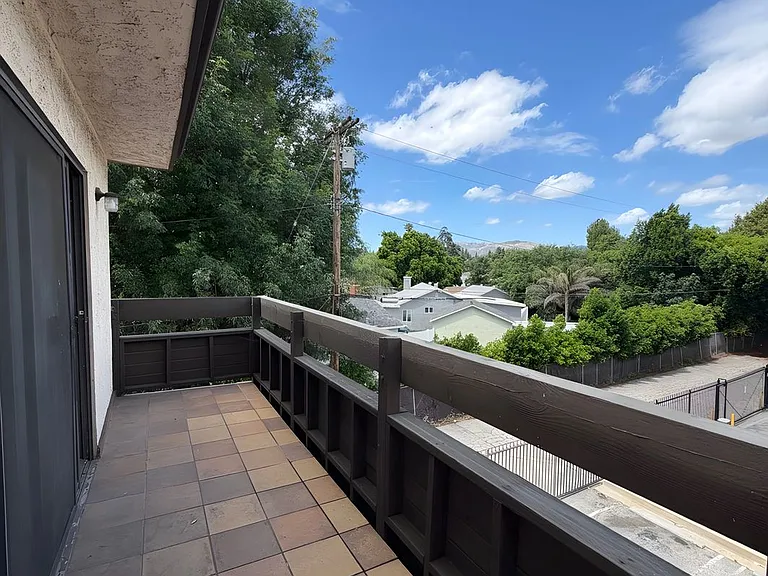 9929 Sepulveda Blvd — Photo 5