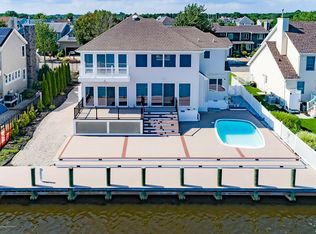 732 Fairview Ln, Forked River, NJ 08731