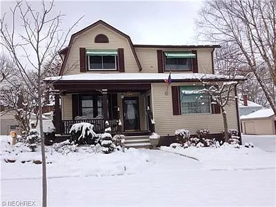 244 Grant St photo 1