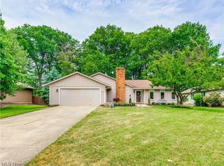 5240 Park Side Trl, Solon, OH 44139