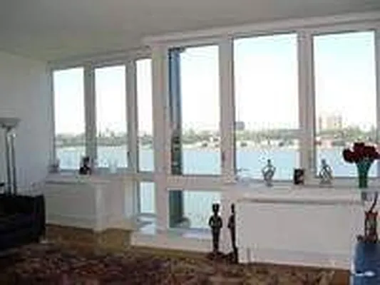 Sold by Adrian R. Castillo, LREB | media 26