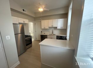 1441 W Cortez St APT 2R, Chicago, IL 60642