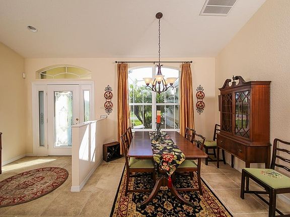 5th image of 4707 Gratlyn Ter