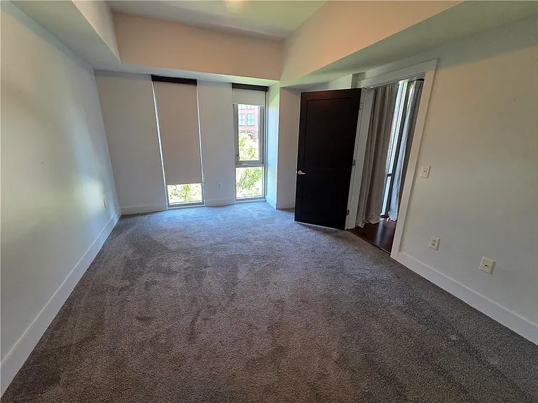 1100 Howell Mill Rd NW #304 — Photo 8