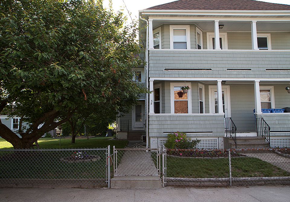 38 Bryant St, Cumberland, RI 02864 Zillow
