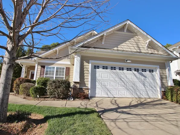 617 Goldflower Dr, Rock Hill, SC 29732