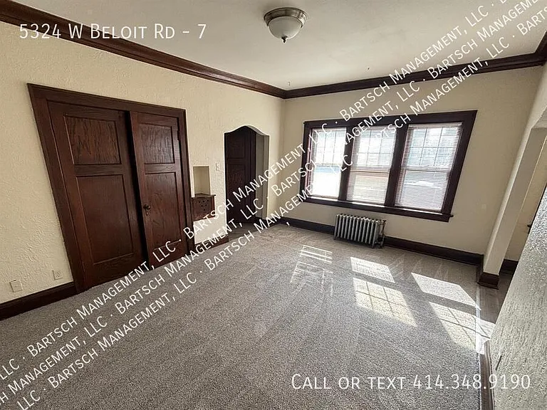 5324 W Beloit Rd #7 — Photo 4