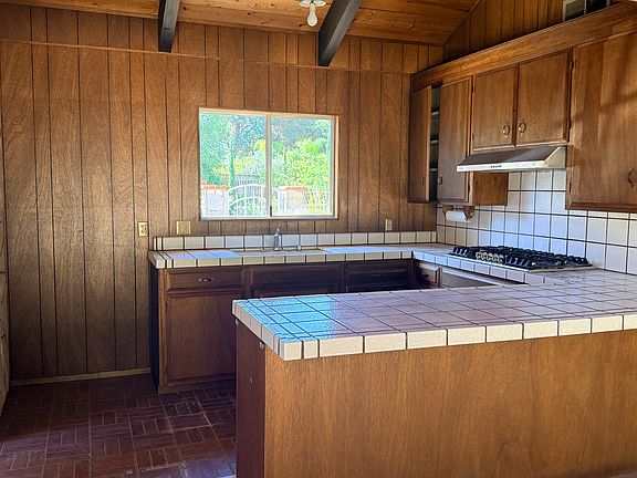 5th image of 22255 Cupertino Rd