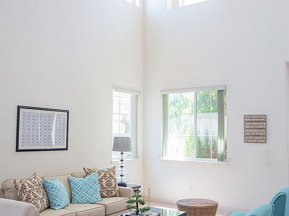5th image of 9145 Barbaresco Cir