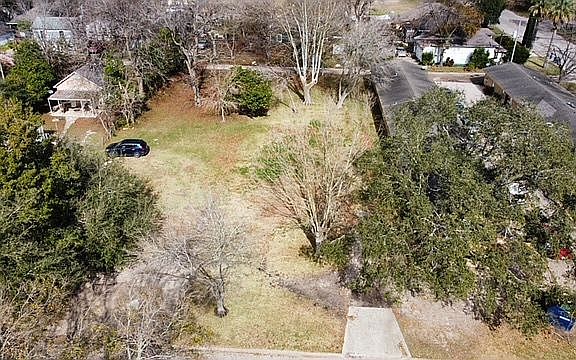 2nd image of 412 5th Ave N