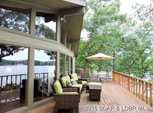 555 Bayberry Ln, Climax Springs, MO 65324