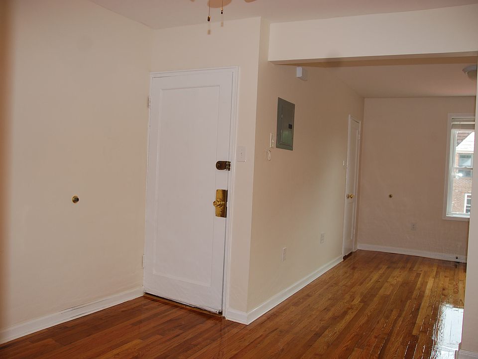 Entry Foyer