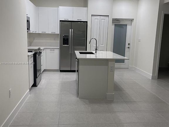 3rd image of 8001 NW 41st St #409