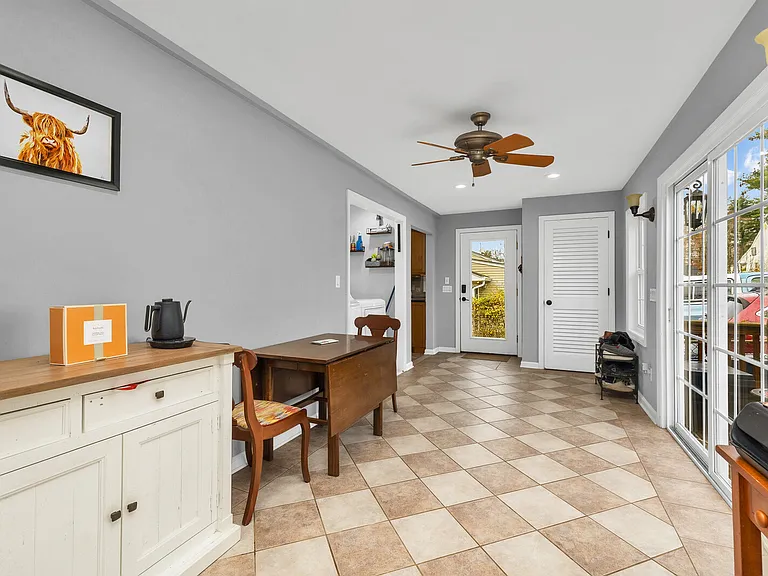 101 Sycamore Ave — Photo 16